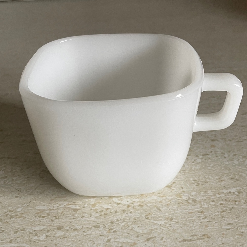 Elegant White‎ Square Glasbake Mug